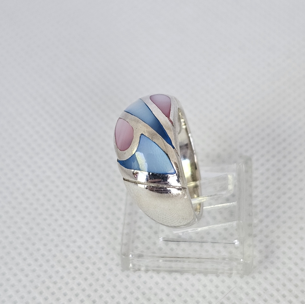 Genuine Mother of Pearl Ring in Sterling Silver Sz 6 - Picture 4 of 5